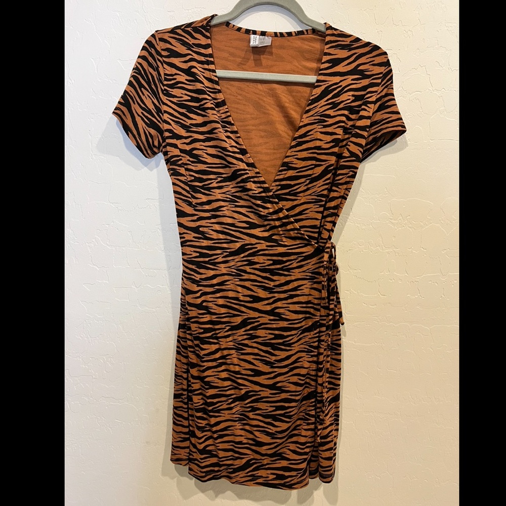 Tiger 🐅 Print Mini Dress
